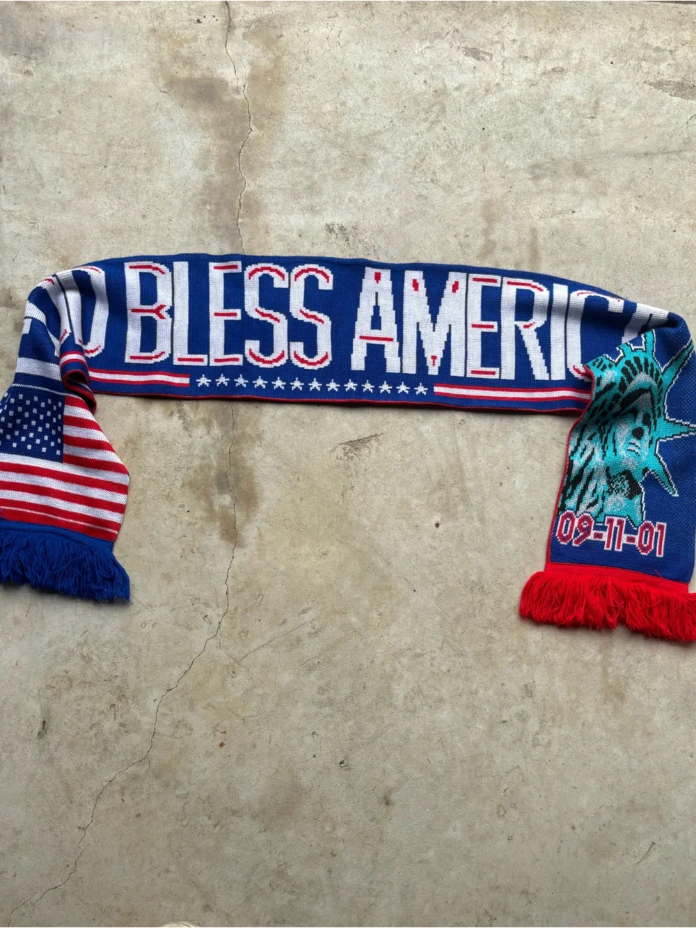 USA flag scarf with Liberty Statue 9/11 tribute